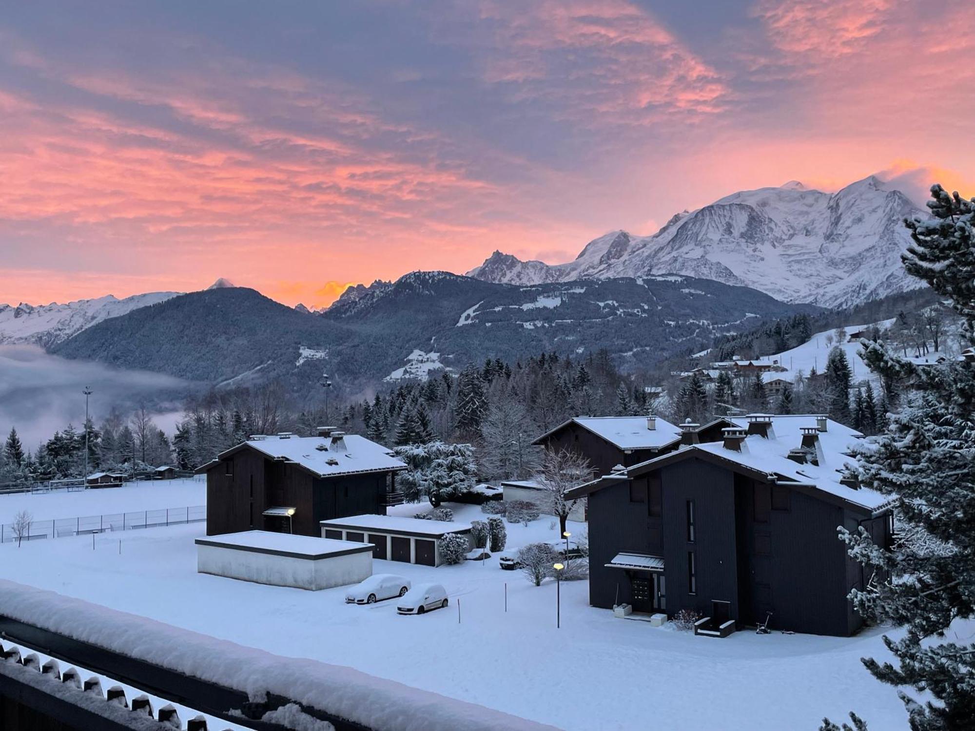 Hotel Les Granits Combloux Esterno foto