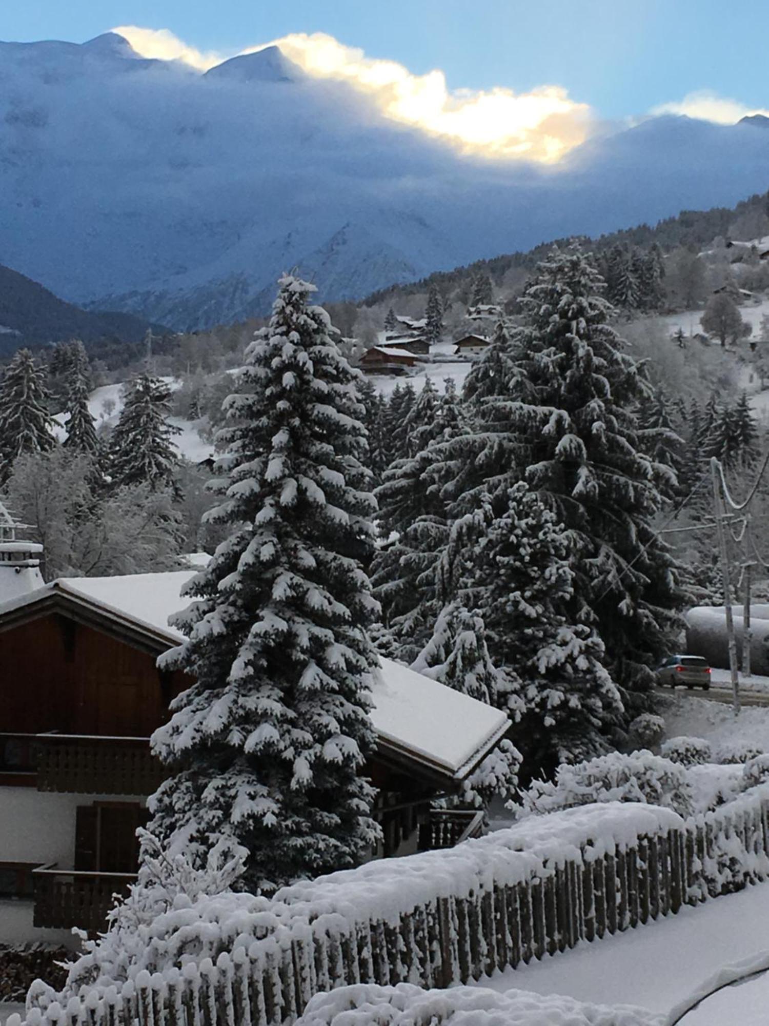 Hotel Les Granits Combloux Esterno foto
