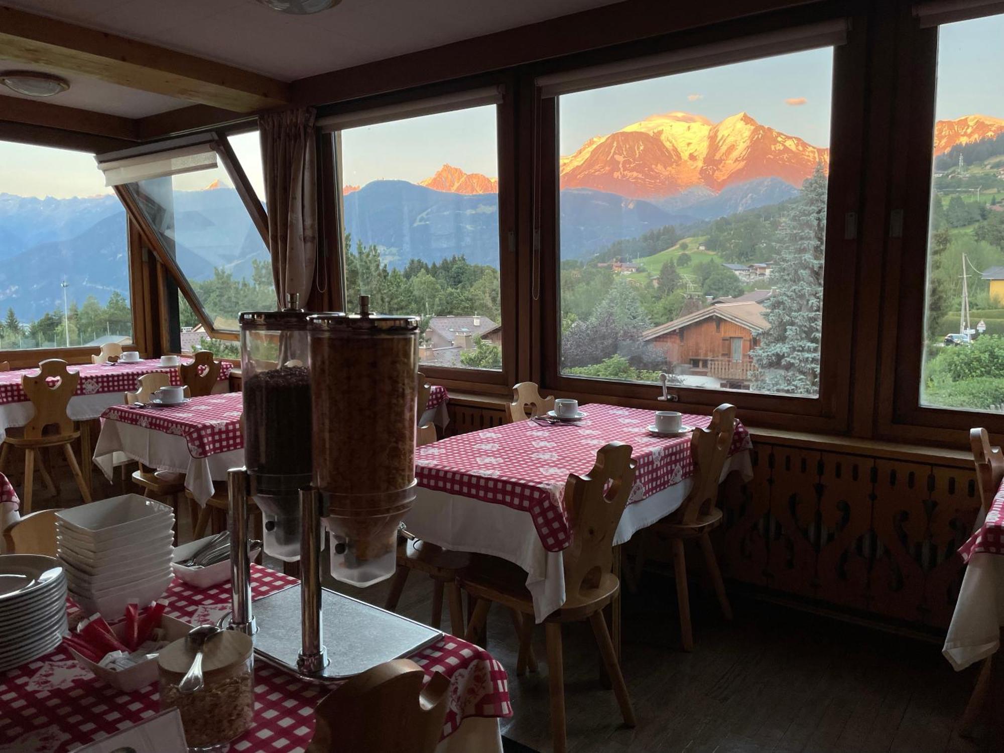 Hotel Les Granits Combloux Esterno foto