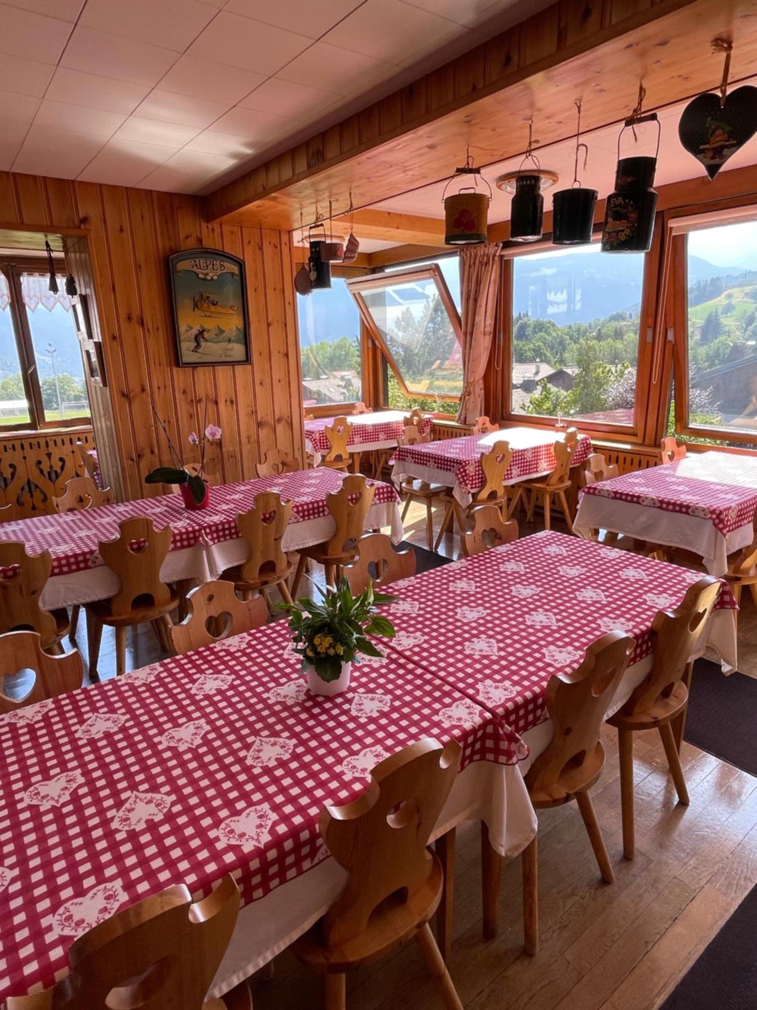Hotel Les Granits Combloux Esterno foto